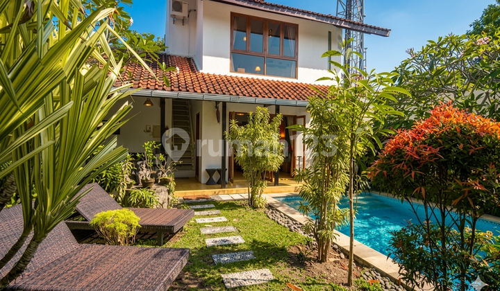 Villa Asri di Tengah Kota Jogja SHM IMB Mantrijeron Kodya Villa Asri di Tengah Kota Jogja SHM IMB Mantrijeron Kodya
