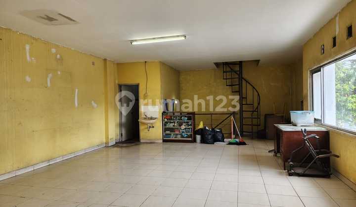 Ruang usaha 3 lantai Pusat Kota Bandung Ruang usaha 3 lantai Pusat Kota Bandung