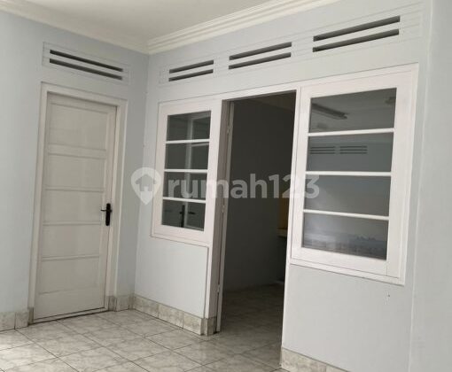 Vintage Riau Wing Bandung House For Sale 2