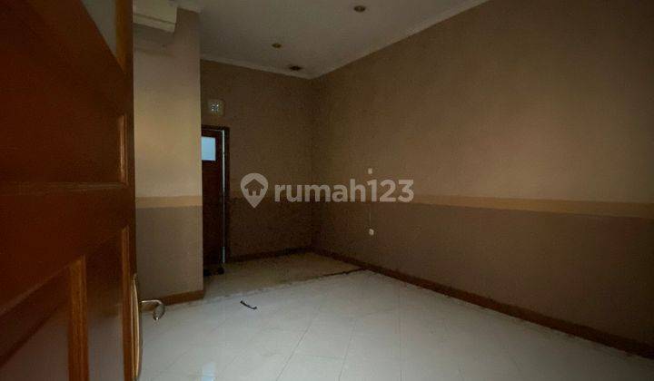 Rumah Sekaligus Ruang Usaha di Sewakan di Sayap Riau Cocok Untuk Kantor  2