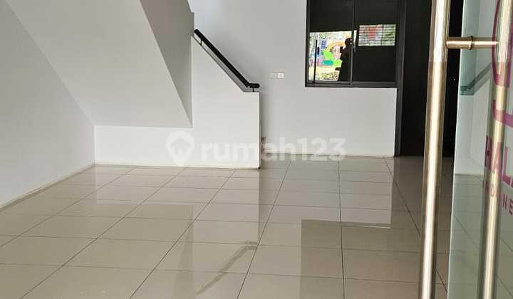 Ruko Pancawarna 2,5 Lantai di Kota Baru Parahyangan Ruko Pancawarna 2,5 Lantai di Kota Baru Parahyangan