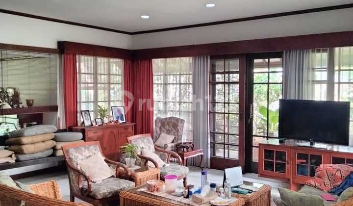 Dijual Rumah Luas & Asri di Bandung Utara – Bonus Paviliun!