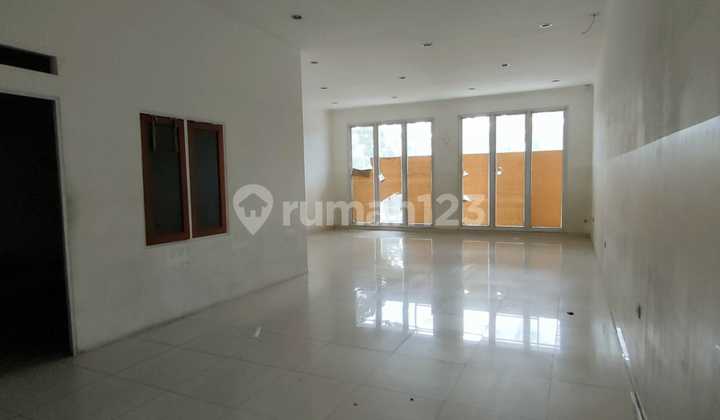 Dijual ruko rendeng di Moch Toha Bandung