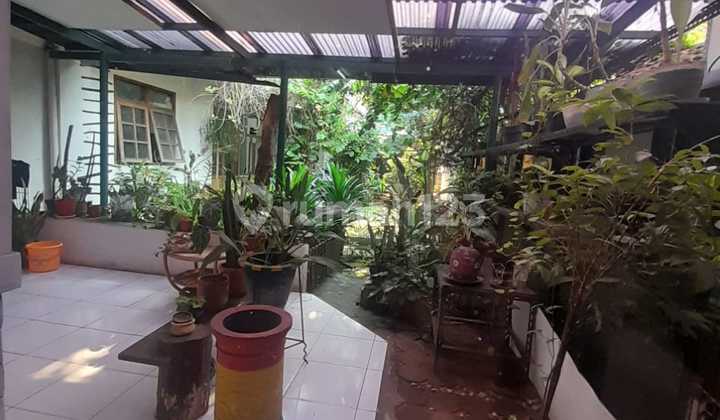 Rumah Heritage + Kamar Kost di Sayap dago Bandung  2