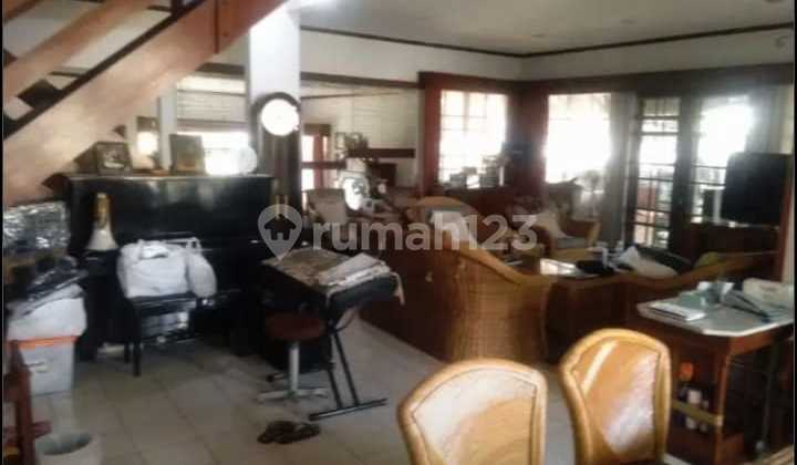 Dijual Rumah Luas & Asri di Bandung Utara – Bonus Paviliun! 2