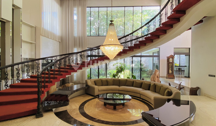 Luxury House for sale in Ciumbuleuit Bandung