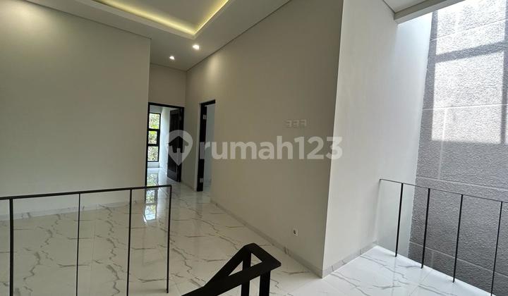 Rumah Baru di Pusat Kota Bandung, Turangga