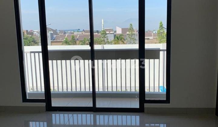 Rumah modern Minimalis Cluster Cynthia Summarecon Bandung 2