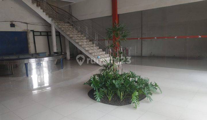 Ruang usaha posisi mainroad Jalan Laswi Majalaya 2