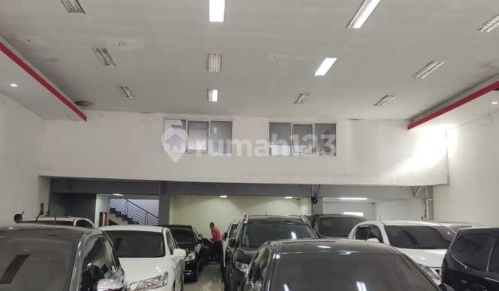 Ruang Usaha Mainroad di Moh Ramdan Bandung Ruang Usaha Mainroad di Moh Ramdan Bandung