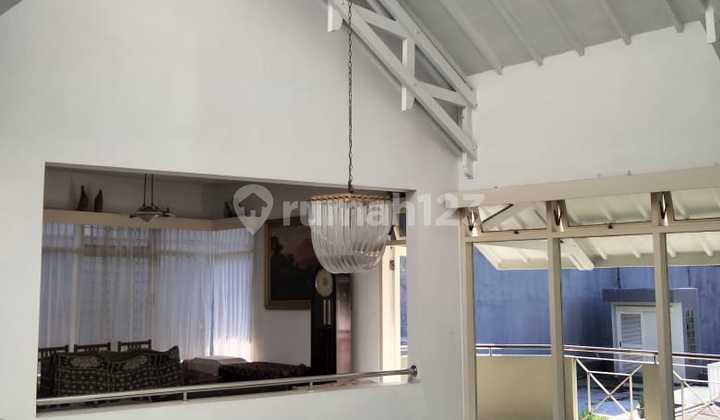 Rumah Mewah 2 Lantai By arsitek Johny antar di Cipaku Bandung Utara 2