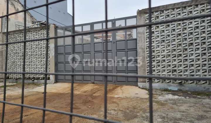 Ruang usaha hadap timur di Jl jendral sudirman bandung