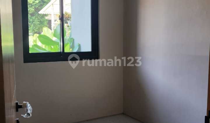 Two-Story House in Tatar Wangsakerta, New Parahyangan City 2