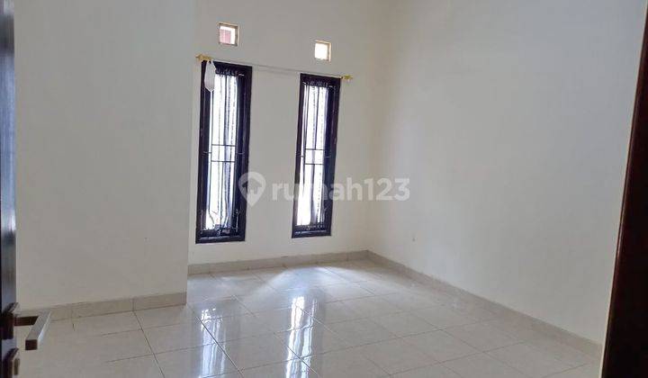 Rumah Tegalrejo Dekat Malioboro, Jl Godean, Jl Magelang, Ugm 11