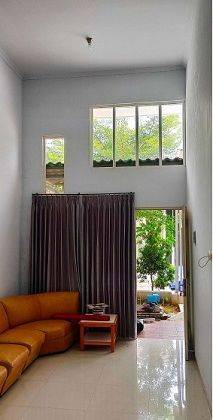 Rumah di Jalan Wisata Semanggi, Surabaya 8