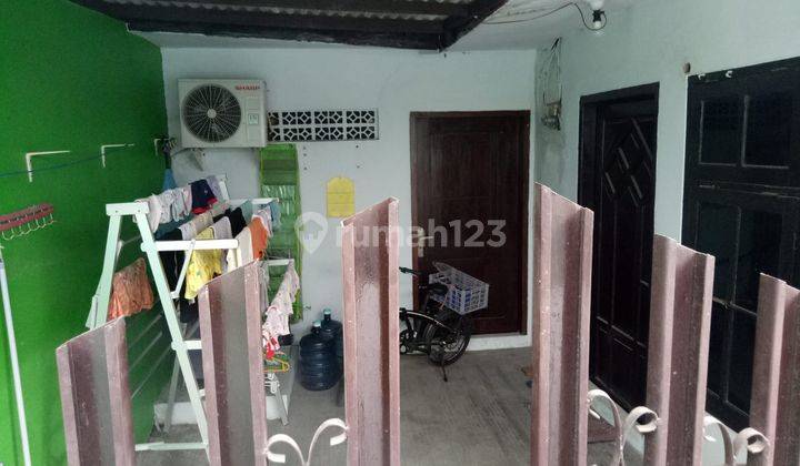 Rumah 2 Lantai Butuh Renovasi SHM di Jalan Petemon, Surabaya 2