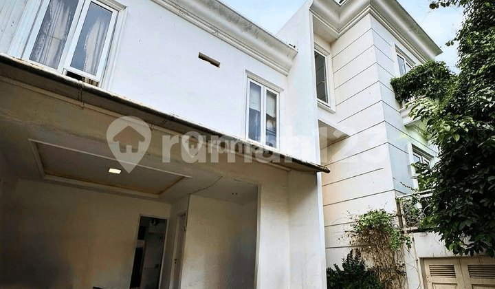 DIJUAL Rumah Siap Huni Bergaya American Classic Kebayoran Baru - Jakarta Selatan 1