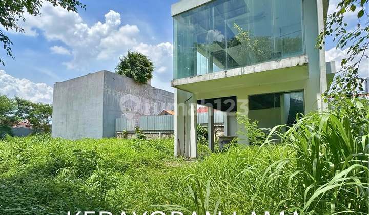 DISEWAKAN TANAH LOKASI STRATEGIS Kebayoran Lama - Jakarta Selatan DISEWAKAN TANAH LOKASI STRATEGIS Kebayoran Lama - Jakarta Selatan