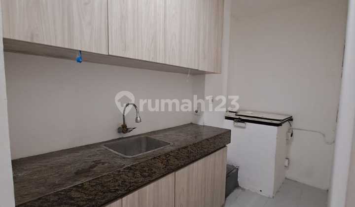 Shop House for Rent Juanda Gambir Central Jakarta Near Juanda Station Kanisius School Monas Cathedral Church Gambir Train Station 2