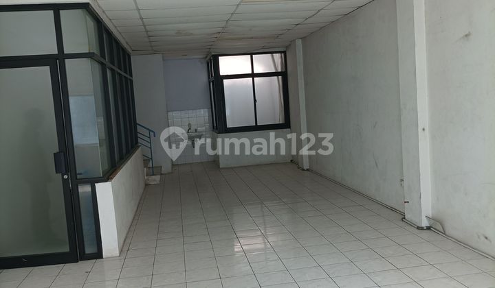 Shop House for Sale in Kelapa Gading Office Area, Near Moi, Lotte, Holy Wing, Mitra Sunter Graha Kirana