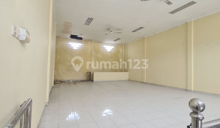 Shop House for Rent in Tanjung Priok, Tg Priok, North Jakarta, Can be Used as Warehouse, Near Priok Port, Ancol, City Toll Road, Pelindo. 2