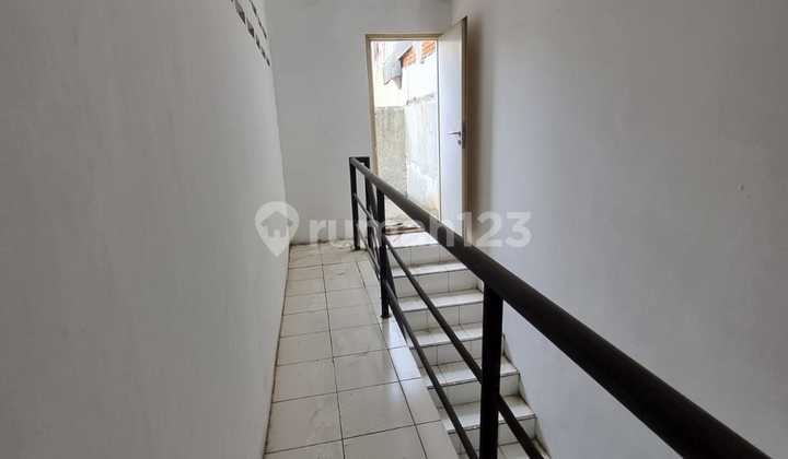 Shop for Rent in Sunter Near Sunter Mall, Hermina Kemayoran Hospital, Hermina Podomoro Hospital, Mansion Apartment, Mega Glodok Ji 2