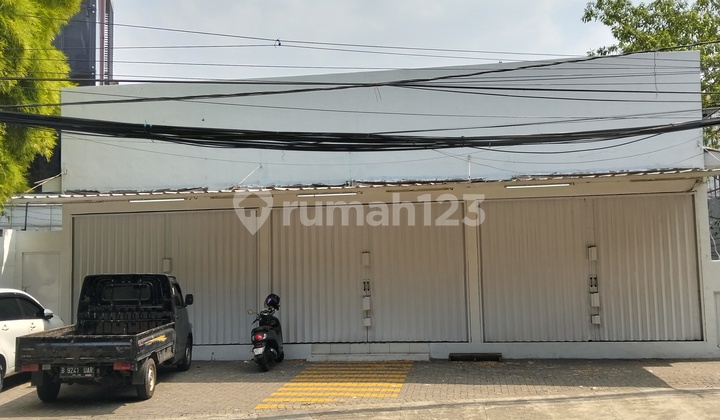 Sewa Gudang 1,5 Lantai Di Jatinegara 150 M2 Strategis