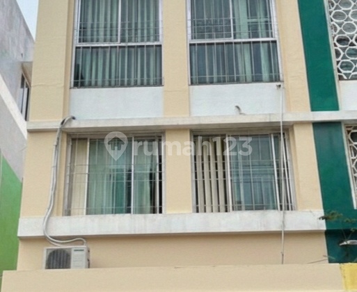 Ruko Dijual Cempaka Mas Cempaka Putih Strategis Komplek Itc Cempaka Mas Dekat Astra Holland Village Stasiun Senen Ruko Dijual Cempaka Mas Cempaka Putih Strategis Komplek Itc Cempaka Mas Dekat Astra Holland Village Stasiun Senen