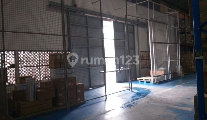 SEWA GUDANG DI PULO GADUNG STRATEGIS DEKAT DARI SUNTER, CAKUNG, KELAPA GADING 432m2 