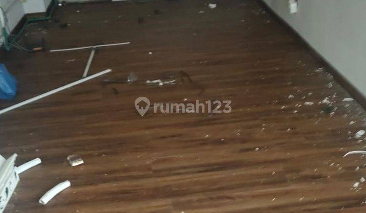 Ruang-usaha Strategis Di Gading Nias Apartment Kelapa Gading Depan ,akses Lobby Utama 1