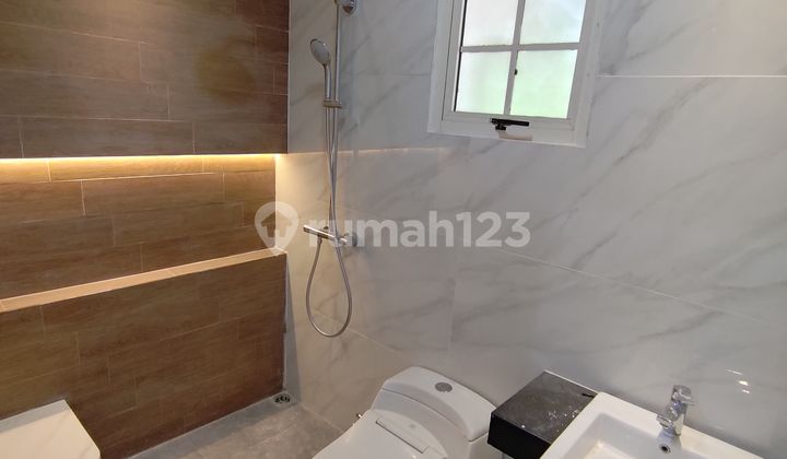 Rumah 2 Lantai Bagus Greenlake City Hoek 10x15 2