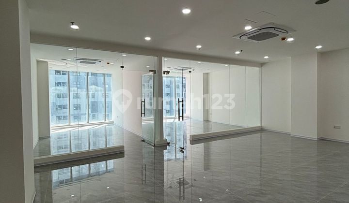 Office Space at Landmark Pluit, Bare, Semi-Furnished, Fully Furnished, Size from 155m to 520m