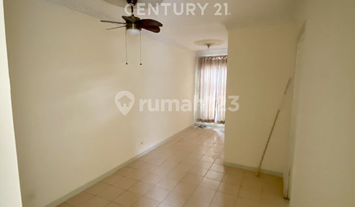 Taman Singosari 2-Story House Fully Renovated 2