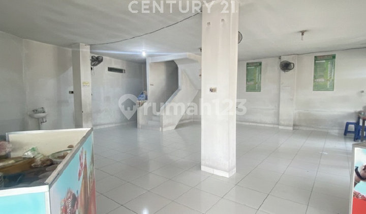 Commercial Shop CBD Strategic Location Widest in the Neighborhood