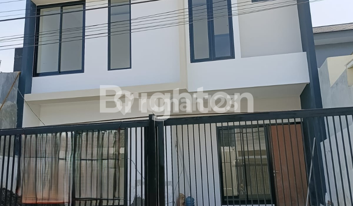 New House in Mulyosari 4+1 Bedrooms