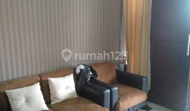 Manyar Tirtoasri Two-Storey Cheap, Nice House, Good Location Manyar Tirtoasri Two-Storey Cheap, Nice House, Good Location