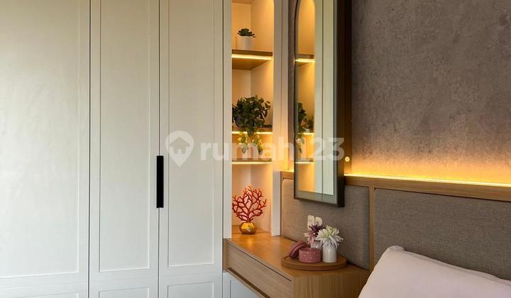 Beautiful House in Modern Rungkut, Luxurious Interior Design, 1.5 Floors 2