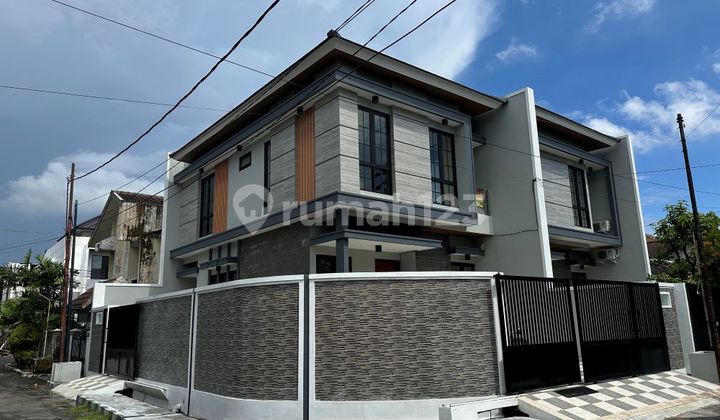 Perum Pondok Nirwana Selangkah Ke MERR, Carport 3 Mobil, Rumah Baru ! 1