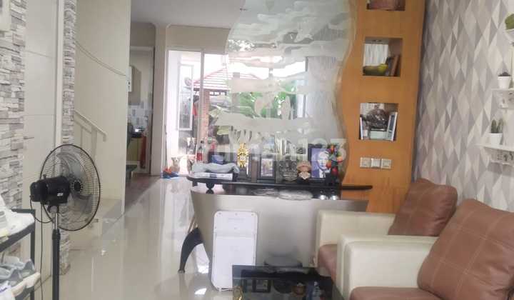 Rungkut Barata Lebar 6, Minimalist Model 2