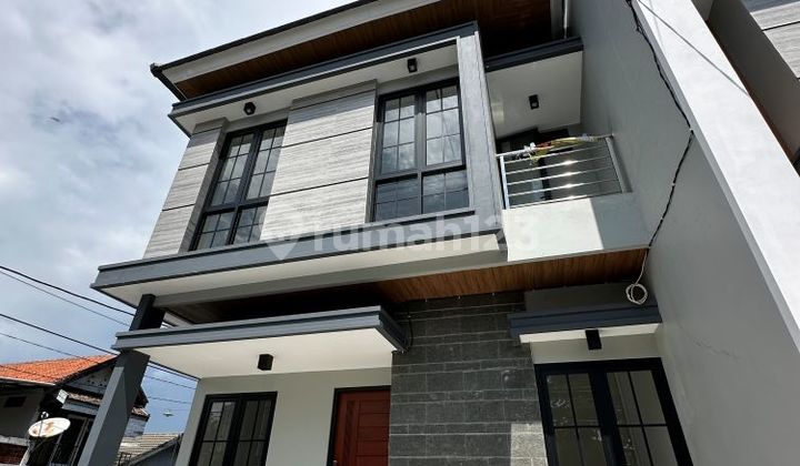 Perum Pondok Nirwana Selangkah Ke MERR, Carport 3 Mobil, Rumah Baru ! 2