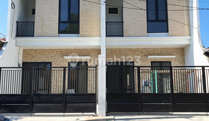 New House Nirwana Executive, 3-Car Street Width New House Nirwana Executive, 3-Car Street Width