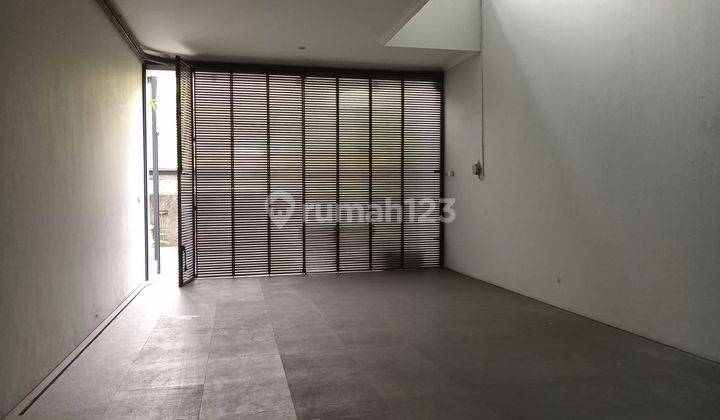 Rumah Lux 2 Lantai SHM di Citarum Supratman , Bandung 2