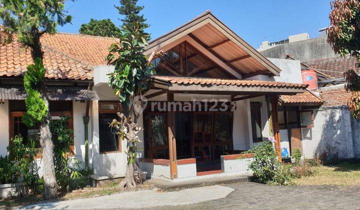 Rumah Bagus SHM Strategis di Riau, Bandung 1