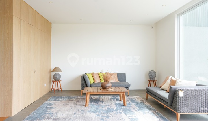 Usagi House At Kumalasinta di Kota Baru Parahyangan, Bandung