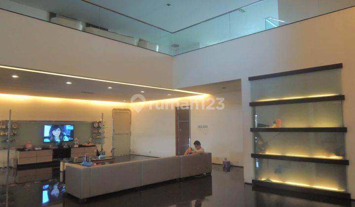 Rumah Modern Minimalis Furnished SHM Pasteur,bandung 2