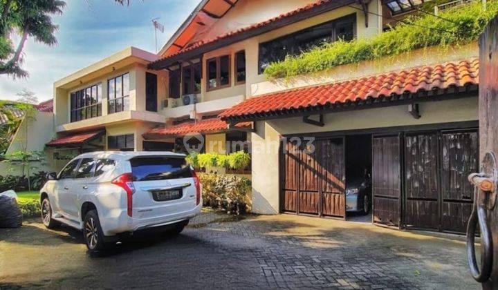 Rumah Lux Mewah SHM Lokasi Strategis Pejaten Jakarta Selatan 1