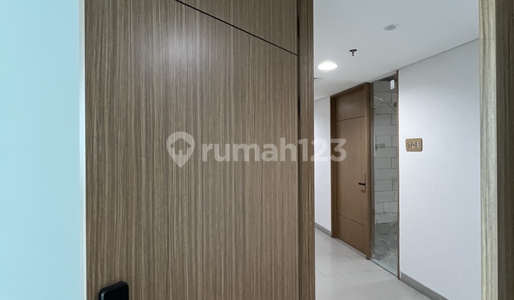 For Quick Sale: Office in Hquarter Asia Afrika Bandung
