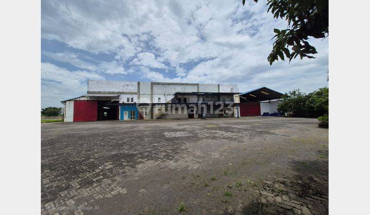 Disewakan Gudang dielngkapi dngan Lift Barang di Jl. Raya Trosobo Krian Sidoarjo 1