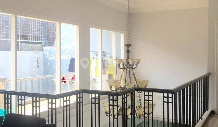 Dijual Rumah di Boulevard Citraland Kosongan Surabaya 2