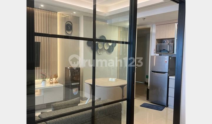 For Rent Anderson Apartment Fully Furnished City View Surabaya 2